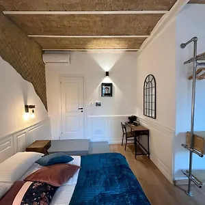 3* Gasthuis Domus Avi -